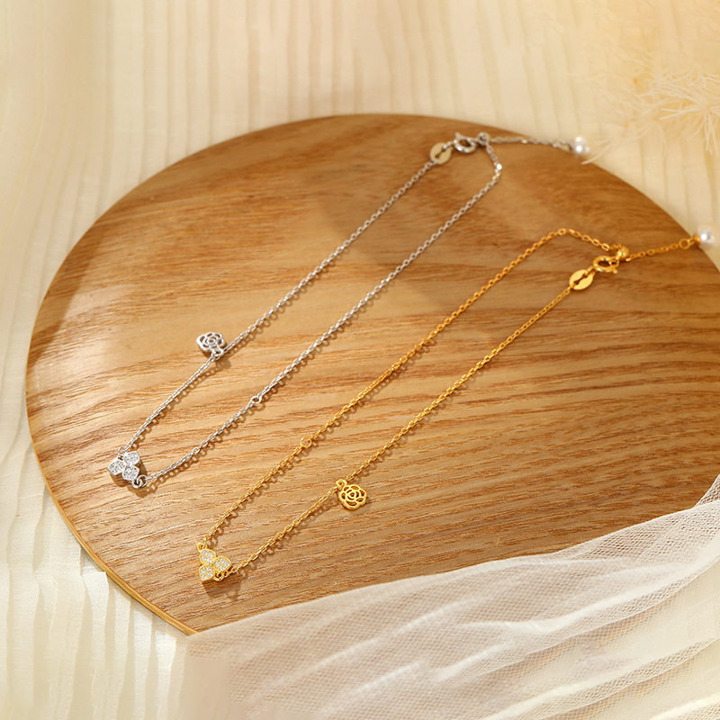 S925 Sterling Silver Micro-Pavé Clover Anklet - Image 2