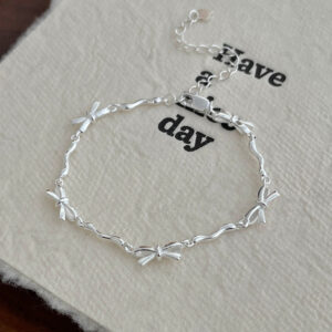 S925 Sterling Silver Sparkling Bow Bracelet