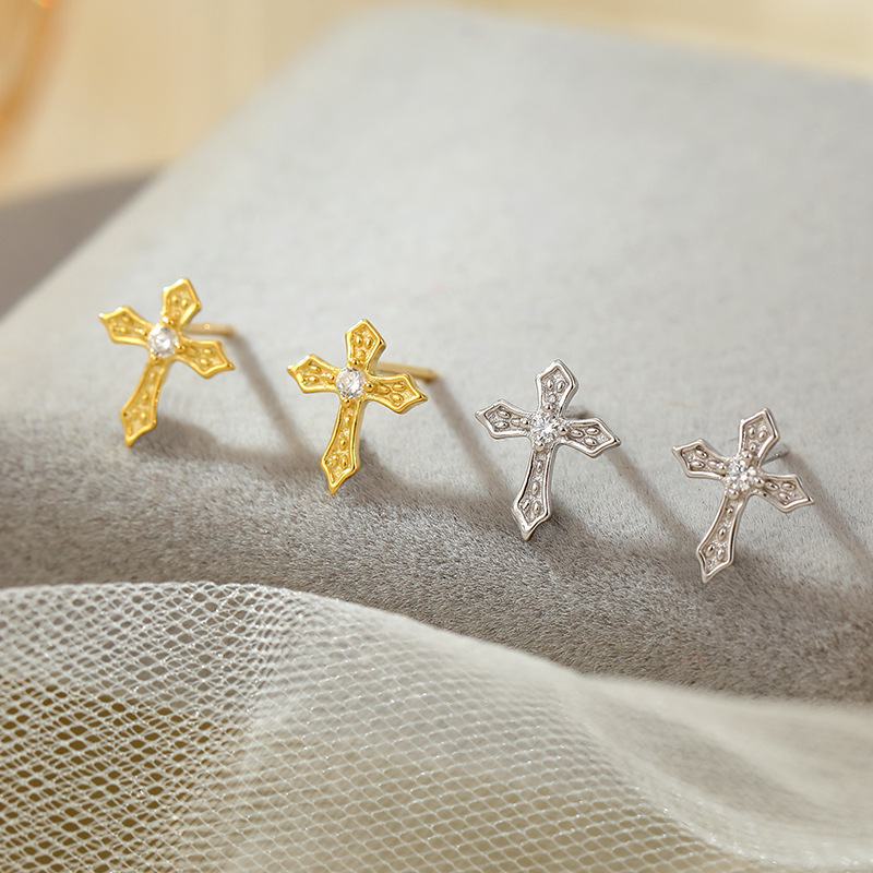 S925 Sterling Silver Single Zircon Cross Stud Earrings - Image 2