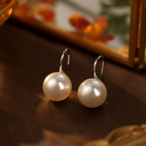 white gold＆white pearls12mm