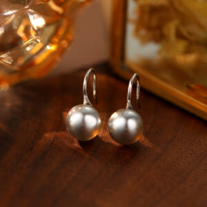 white gold＆grey pearls10mm