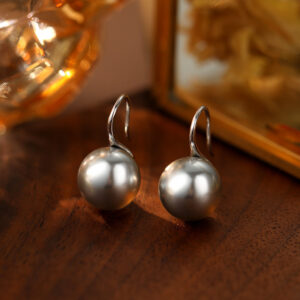 white gold＆grey pearls12mm