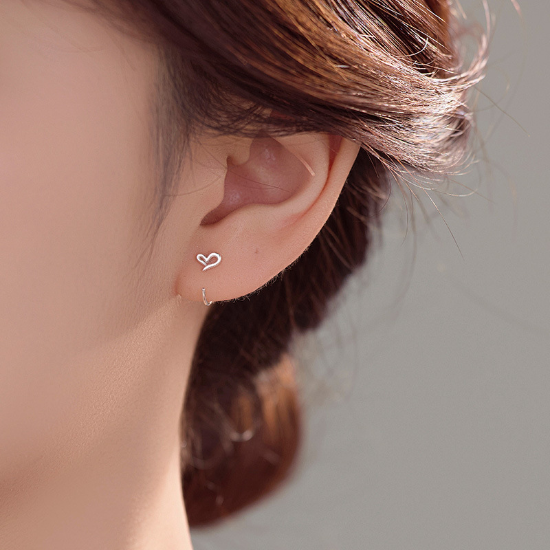 S999 Fine Silver Small Heart Earrings - Image 3