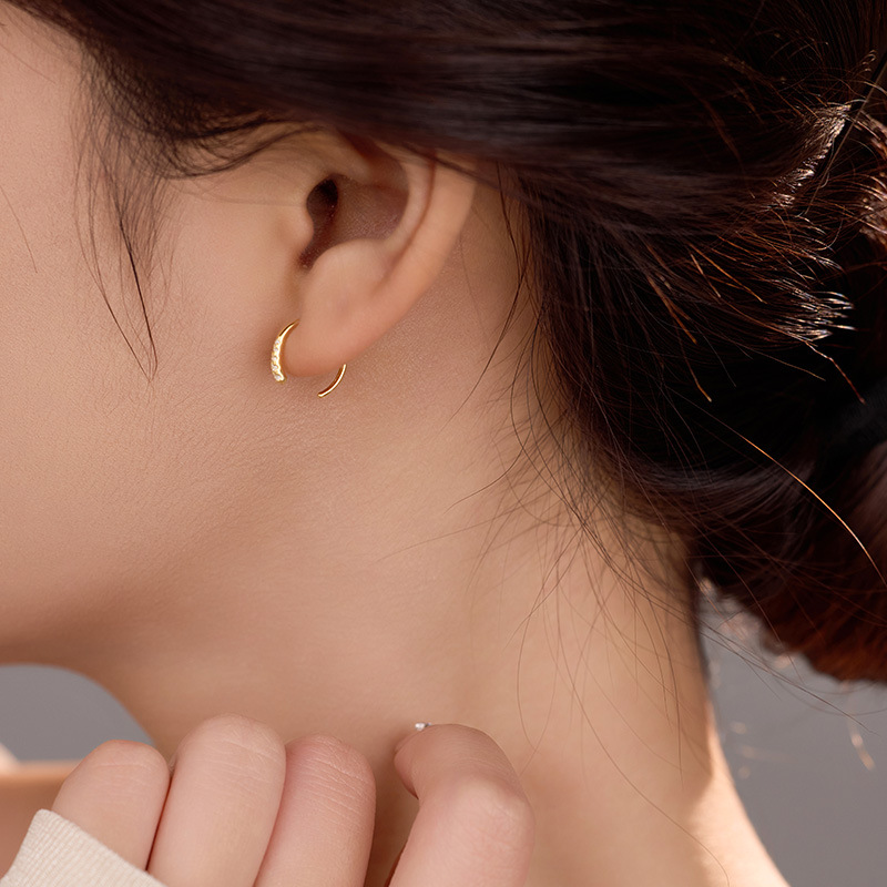 S925 Sterling Silver C-Shaped Circle Earrings with Sparkling Zirconia - Image 3