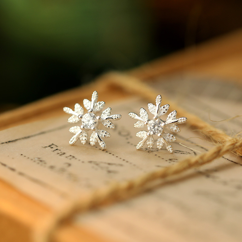 S925 Sterling Silver Snowflake Stud Earrings with Zirconia - Image 5