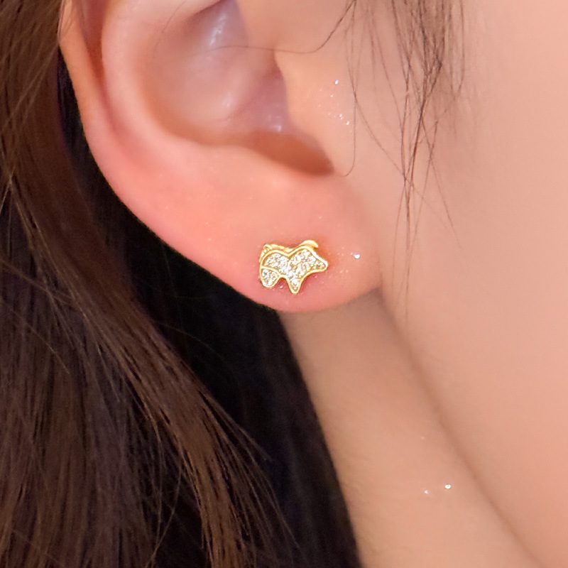 S925 Sterling Silver Lucky Full CZ Pony Stud Earrings - Image 3