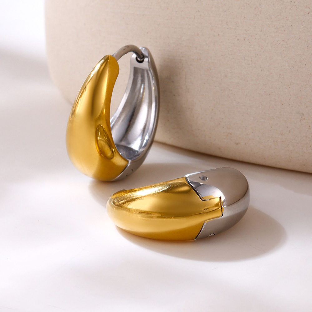 Stainless Steel Minimalist Hoop Earrings - Image 2