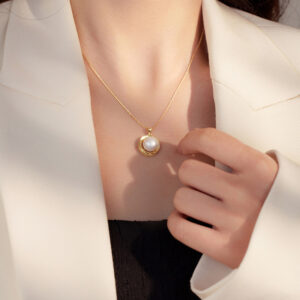 S925 Sterling Silver Spiral Pearl Pendant Necklace