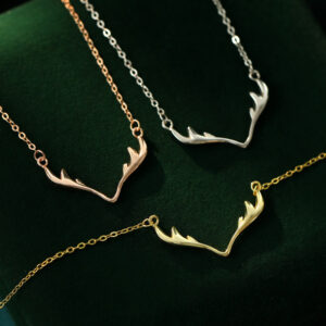 S925 Sterling Silver Minimalist Reindeer Pendant Collarbone Necklace