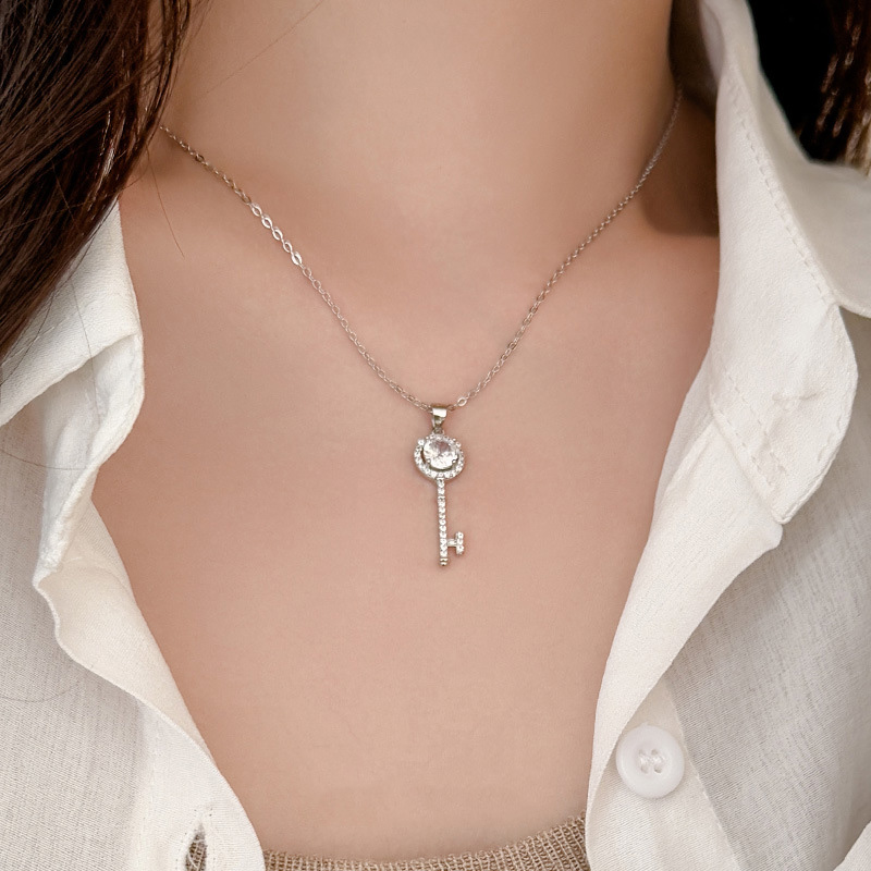 S925 Sterling Silver Full Pavé Key Pendant Necklace