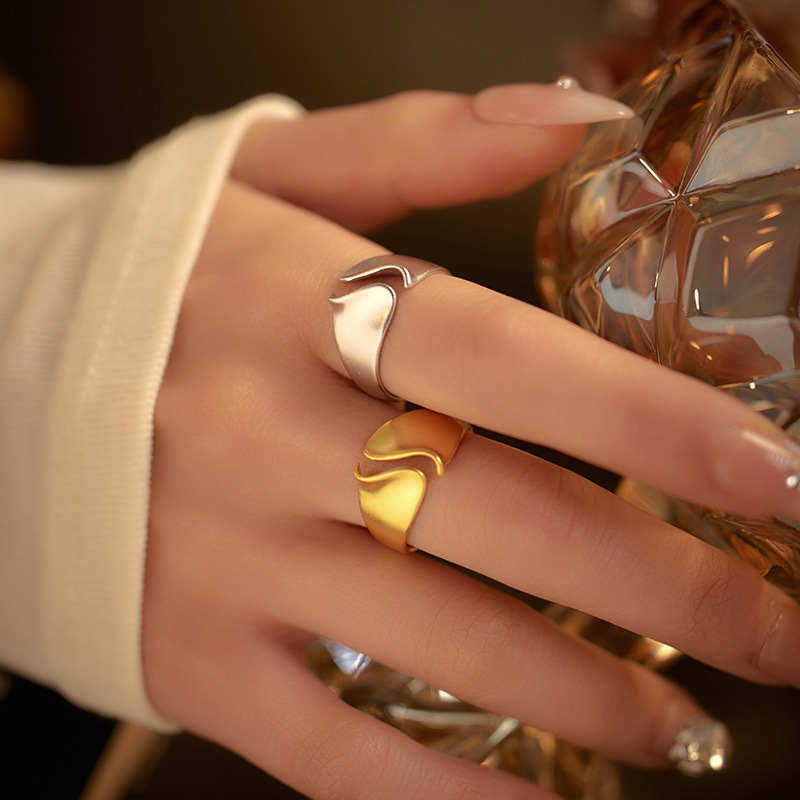 S925 Sterling Silver Metallic Matte Wide Curved Ring - Image 3