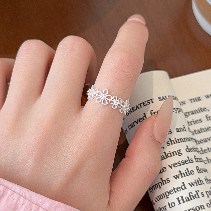 S925 Sterling Silver Lace Openwork Floral Ring - Image 3