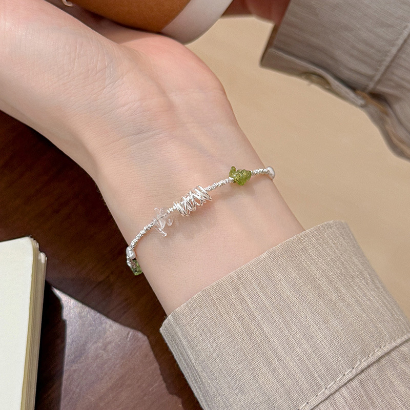 S925 Sterling Silver Peridot Crushed Silver Beads Bracelet - Image 3