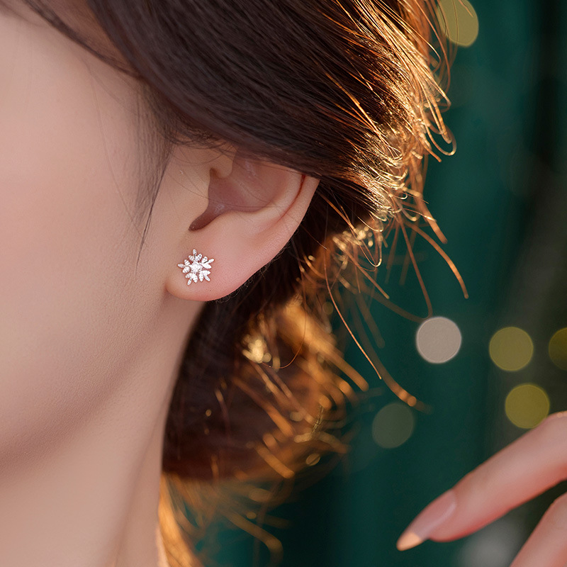 S925 Sterling Silver Snowflake Stud Earrings with Zirconia - Image 3
