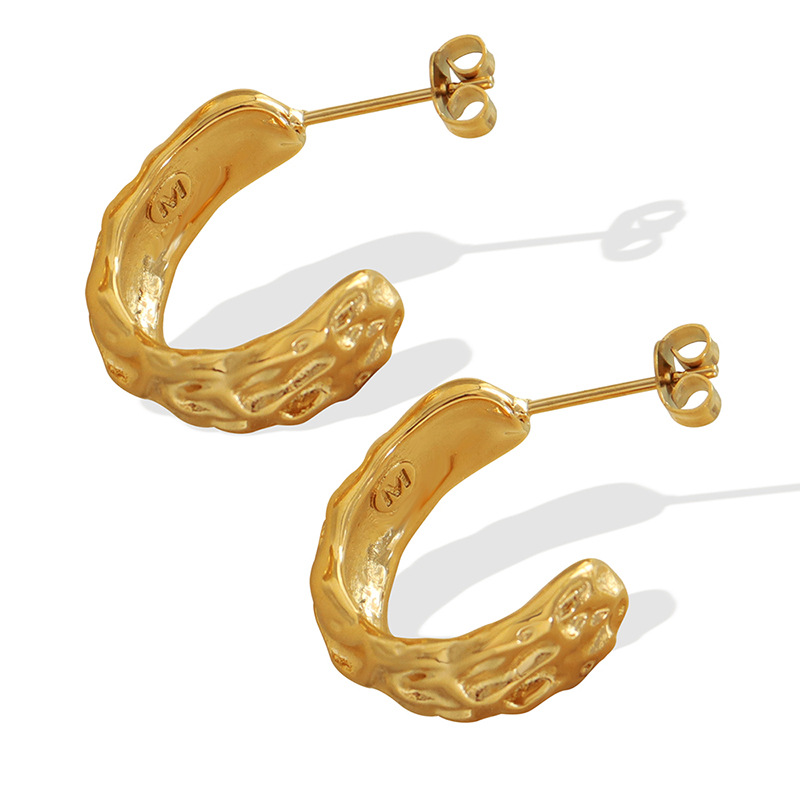 Heavy Duty Forged C-Shaped Titanium Steel Earrings - Image 4