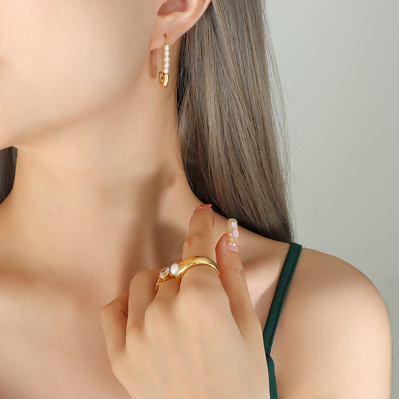 Titanium Steel Paperclip-style Imitation Pearl Earrings - Image 4