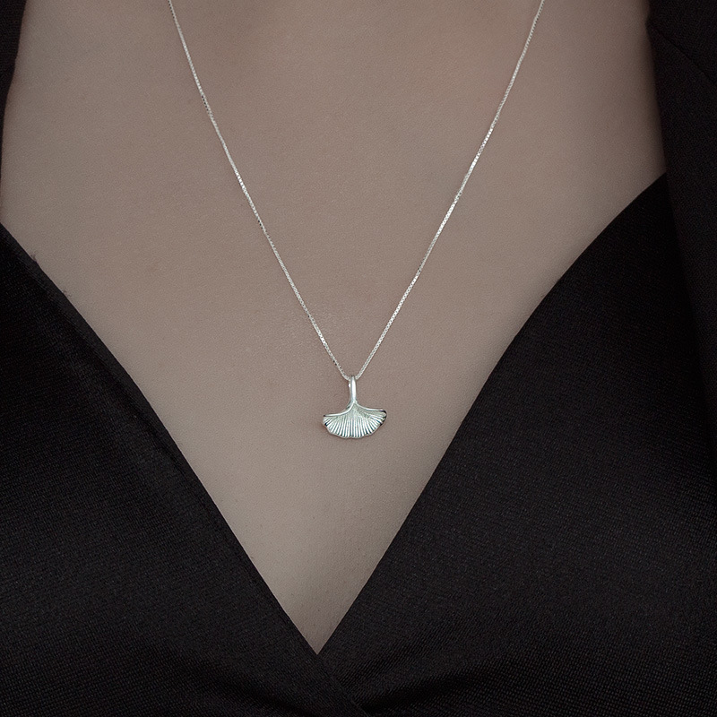 S925 Sterling Silver Ginkgo Leaf Pendant Necklace - Image 2