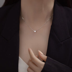 S925 Sterling Silver Four-Prong Zircon Necklace