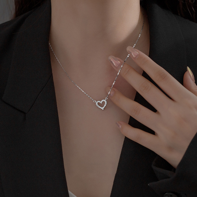 S925 Sterling Silver Zircon Heart Necklace