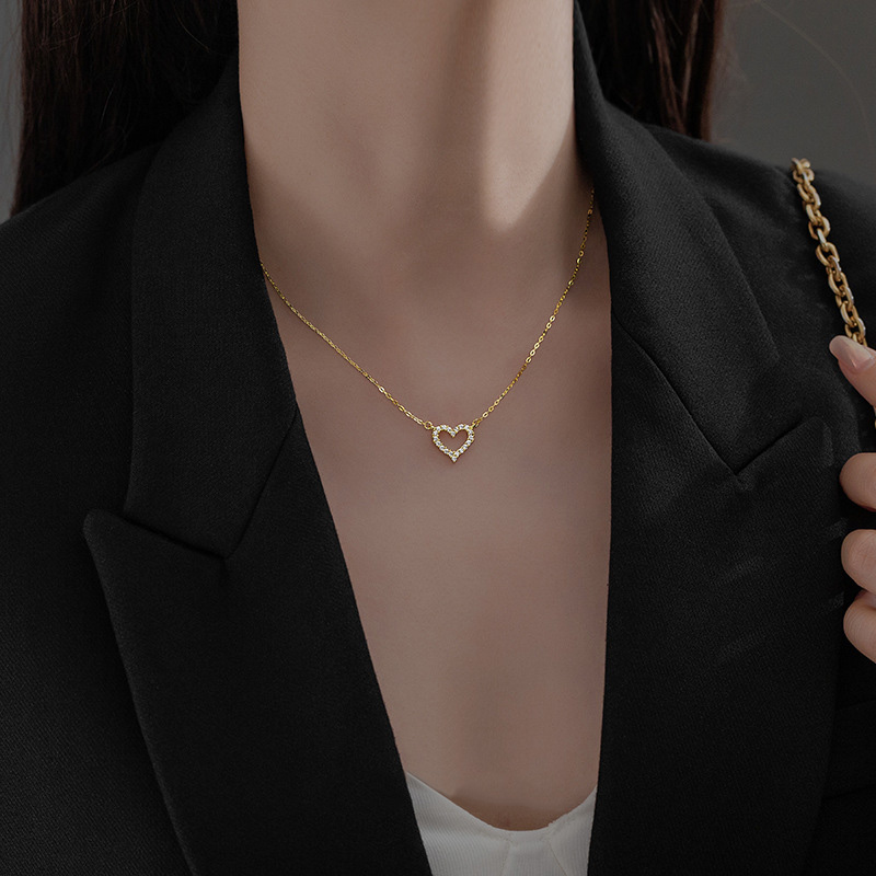 S925 Sterling Silver Zircon Heart Necklace - Image 3