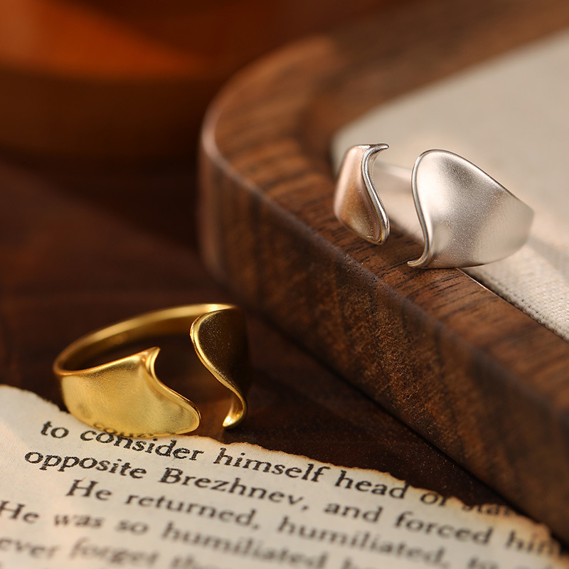 S925 Sterling Silver Metallic Matte Wide Curved Ring - Image 2