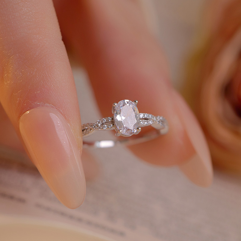S925 Sterling Silver Ballet Oval Solitaire Ring - Image 2
