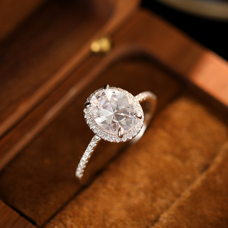 S925 Sterling Silver Luxury Oval Solitaire Ring - Image 2